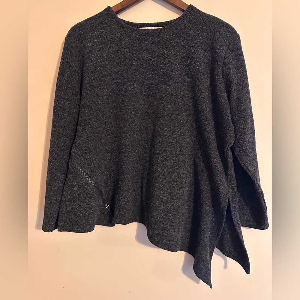 RACHEL Rachel Roy Charcoal Sweater with asymmetrical hem and side zip